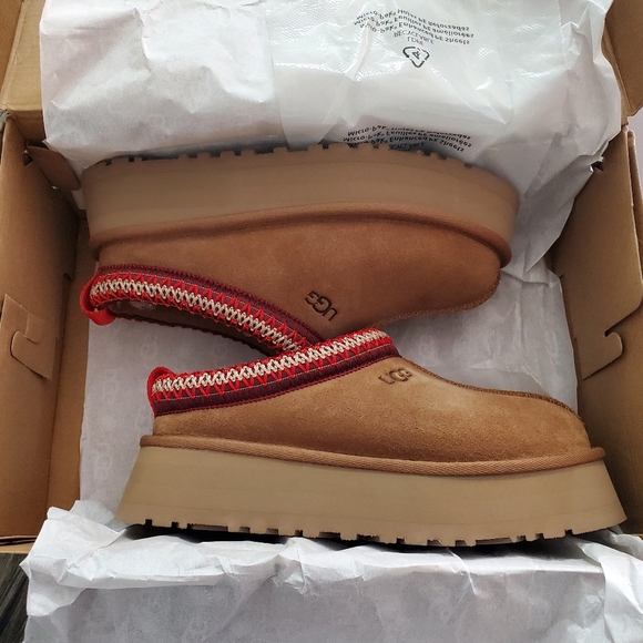 UGG Tazz - Picture 5 of 5